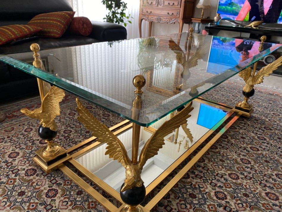 Remplacement dâ€™un dessus de table en verre avec  coins arrondis sur Marseille
